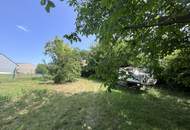 Grundstück mit Altbestand