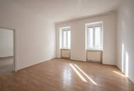 +++NEU+++ 3-Zimmer Altbau-Wohnung (sanierungsbedürftig), großes Umbaupotenzial