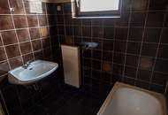 Sanierungsbedürftiges Einfamilienhaus zentral gelegen! (Provisionsfrei)