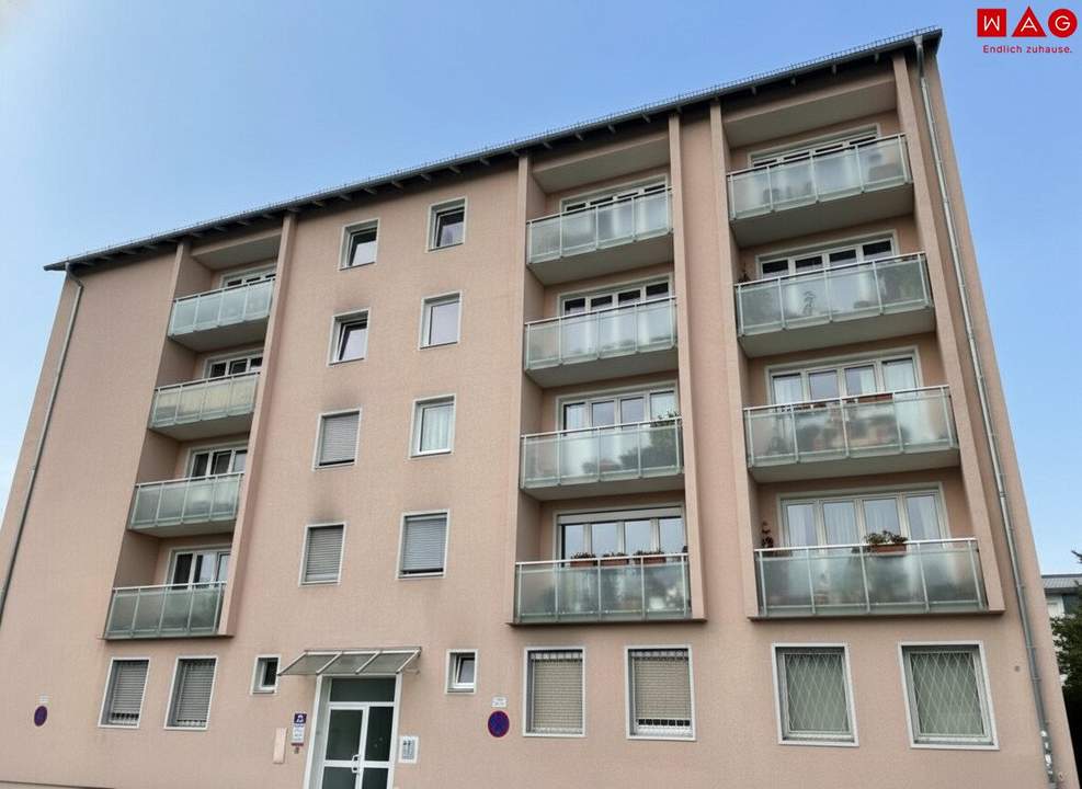 Möblierte Bürofläche (Umnutzung auf Wohnung möglich) im Erdgeschoss – zentral mitten in Salzburg