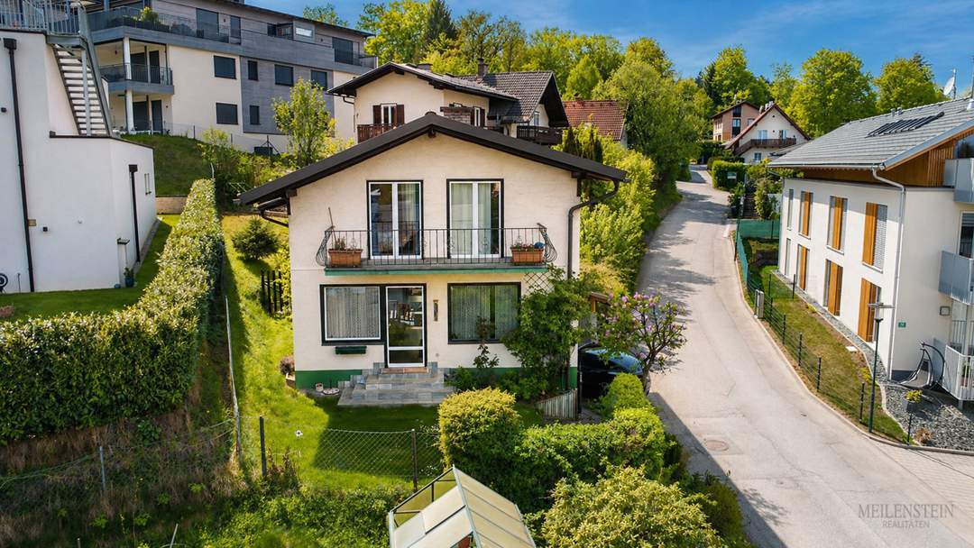 Panoramablick über Velden bis zum Wörthersee – stilvolles Haus mit Charakte
