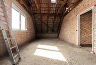 Zu Fuß zum Bahnhof! Großzügiges Einfamilienhaus mit 1.317m² Grundstück in Marchegg – Ihr Sanierungsprojekt!