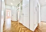 SANIERTE ALTBAUPERLE MIT BALKON I Belvedere &amp; Schweizergarten Nähe I Barrierefreier Zugang mit Lift I Fischgrätparkett &amp; Fußbodenheizung I perfekte öffentliche Anbindung