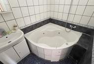 4. OG! Sanierungsbedürftige 2 Zimmer Wohnung in S-Bahn-Nähe