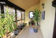 Gepflegtes Einfamilienhaus mit Wintergarten, Garage und Alarmanlage