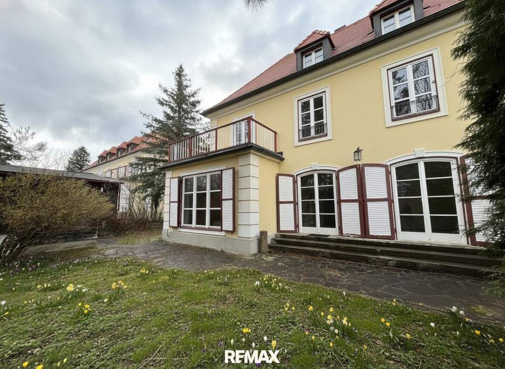 Haus 3/Top 2- ANLAGEOBJEKT - Leben und genießen - stillvolle Doppelhaushälfte mit großem Garten wartet auf Sie!