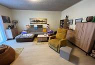 Vielseitiges sanierungsbedürftiges Wohnhaus mit 2 Wohneinheiten auf großem Grundstück!