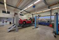Moderne und voll ausgestattete Kfz-Werkstatt mit Verkaufsfläche in Toplage an der B137 zu mieten
