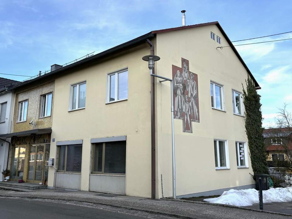 Wohn-Geschäftshaus in zentraler Ortslage