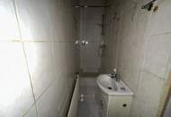 Südseitige 2 Zimmer Wohnung mit Sanierungsbedarf in absoluter Ruhelage mit Hofausrichtung