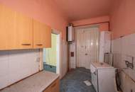 ++H7++ 2-Zimmer Altbau-Wohnung (sanierungsbedürftig), viel Potenzial!