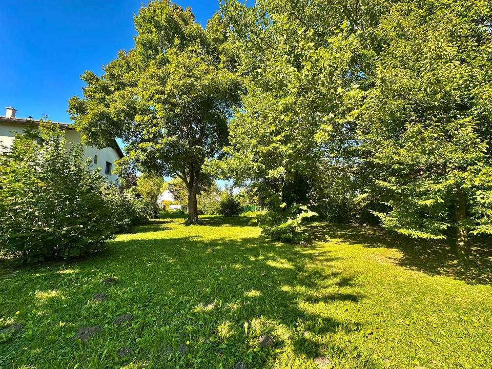 Sonniges Baugrundstück!