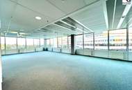 GROSSRAUM-BÜRO IM SATURN-TOWER