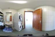 Wohnen, Arbeiten, Vermieten oder Entwickeln - vielseitiges Anwesen mit Wohn- und Geschäftshaus, Nebengebäuden & Garten