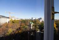 Prachtvoller Altbau mit Blick über den Stadtpark / Ring