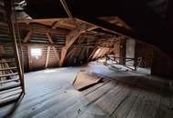 Altehrwürdiges Zinshaus mit Nebengebäuden - Deutschfeistritz