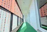 „Wohnen mit Weitblick: Barrierefreie Wohnung im 11. Stock mit Loggia und Stellplatz“