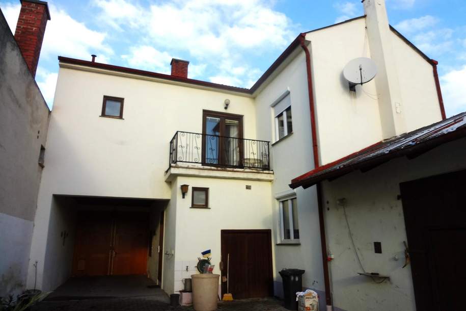 *** Preisreduziert***Geräumiges Einfamilienhaus am Stadtrand mit Nebengebäude !, Haus-kauf, 299.000,€, 7083 Eisenstadt-Umgebung