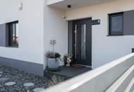 "Traumhaus mit Pool, Doppelgarage &amp; Gartenparadies, Nähe Tulln"