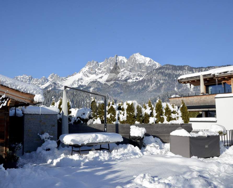 Alpiner Stil &amp; höchster Komfort: Chalet mit traumhaftem Bergblick &amp; Pool