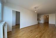 Neuwertige, top-ausgestattete, helle Neubauwohnung! Großzügiger Grundriss!