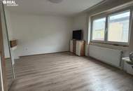 Einfamilienhaus mit Potenzial, Garagenplätzen und großen Nebengebäuden