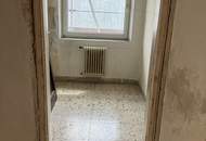 LAGE-LAGE "Am Himmelhof" renovierungsbedürftige Großwohnung | ZELLMANN IMMOBILIEN