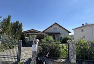 Außergewöhnliches Einfamilienhaus mit zwei Wohneinheiten, Garten und Gästehaus – am Ortsrand im Grünen und dennoch stadtnah