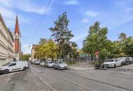 Großzügige 2-Zimmer-DG-Maisonette in unmittelbarer U3- und S-Bahn-Nähe!!!