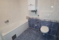 NASCHMARKT-NÄHE, 62 m2 Dachgeschoß, 2 Zimmer, Küche, Wannenbad, Parketten, U4-Nähe, Kettenbrückengasse