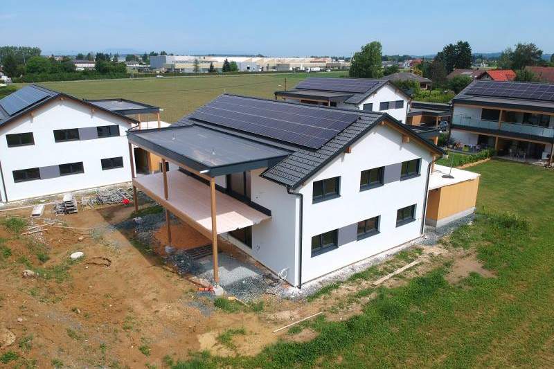 Nur mehr 3 verfügbar: Wunderschöne, vermietete Anlegerwohnungen (72m²) mit überdachten Terrassen, traumhaften Eigengärten und Riegersburgblick bei Fürstenfeld! Provisionsfrei!, Wohnung-kauf, 225.000,€, 8280 Hartberg-Fürstenfeld