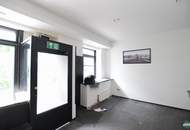 Stilvolle Bar auf zwei Etagen mit exklusivem Private Room