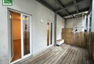 Wunderschöne Altbau-Wohnung mit großem Balkon in Hoflage nahe der Wattgasse und Hernalser Hauptstraße! 1. OG mit Lift!