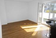 Ideal für Singles oder Paare – neuwertige 2 Zi.-Wohnung mit Balkon und Carport