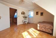 Haus mit Seeblick in grüner Ruhelage