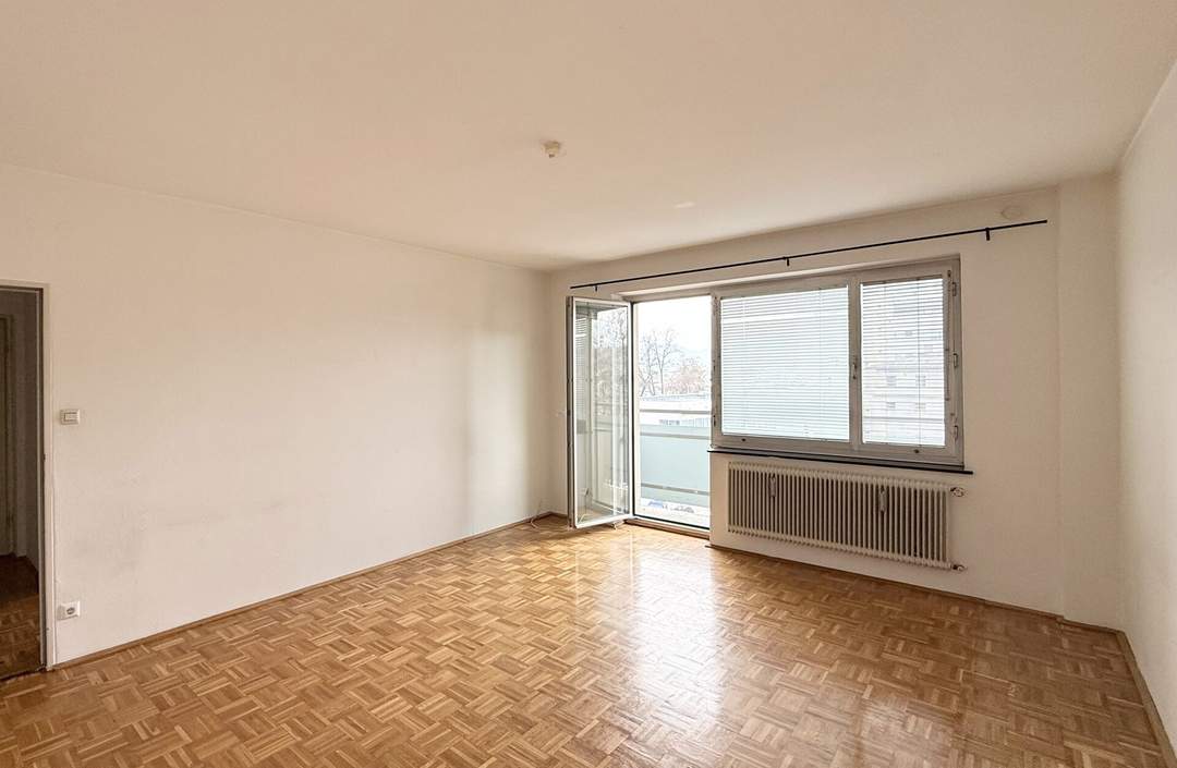 Zentrumsnahe 2-Zimmer-Wohnung mit sonniger Westloggia