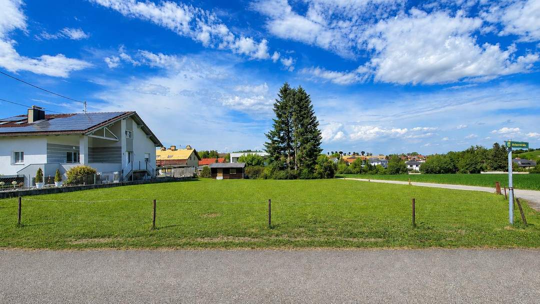 Traumgrundstück ohne Bauzwang in ruhiger Randlage von Allhaming