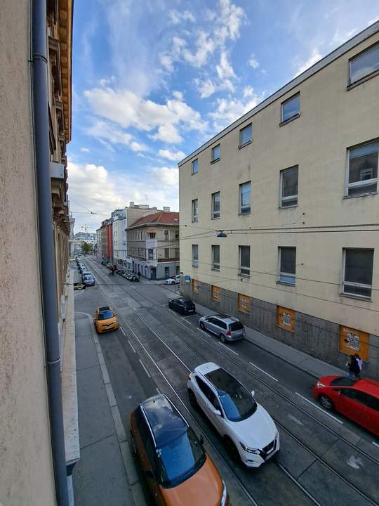 Garagenstellplatz nähe AKH!