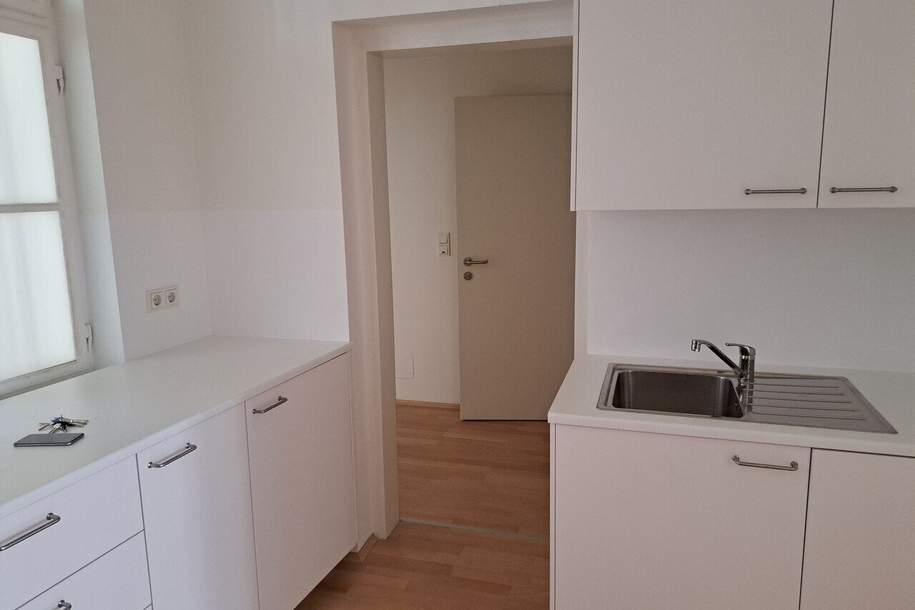 Miete mit Kaufoption: Rarität im Biedermeierhaus: Wohnen in einem wunderbar renovierten und denkmalgeschützten Kleinod, Wohnung-miete, 1.525,70,€, 1090 Wien 9., Alsergrund