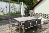 Exquisites Familienhaus in sonniger Zentrumslage mit Nebengebäude