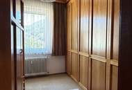 Geräumige möblierte Altbauwohnung im Grünen - Garten & Parkplatz