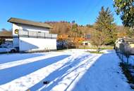 Rarität - 4.Zi.-DG-Wohnung zum Sanieren mit XXL Garten