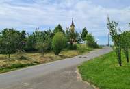 Nebengebäude im Bauland auf einer Bergkuppe in Ruhelage - Obstgarten- Freilandgrundzukauf möglich