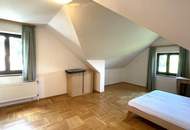 Großes Wohnhaus mit Entwicklungspotenzial und Traumaussicht