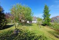 Bauernhaus uneinsehbarem Innenhof und Garten