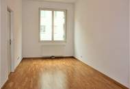 HOLBEINGASSE, 68 m2 Altbau, Wohnküche, 2 Zimmer, WG-geeignet, Komplettküche, Wannenbad, Parketten, 4. Liftstock