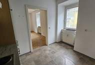 Kleine 1-Zimmer mit extra Küche