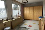 Vielseitiges Zweifamilienhaus in zentraler Lage von Asparn/ Zaya – ideale Gelegenheit für Familien und Mehrgenerationenwohnen