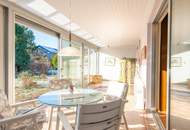 Ruhelage: Gepflegter Bungalow mit Wintergarten und Doppelgarage