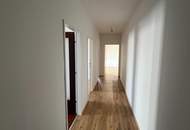 Neu sanierte, helle Wohnung mit toller Aussicht!